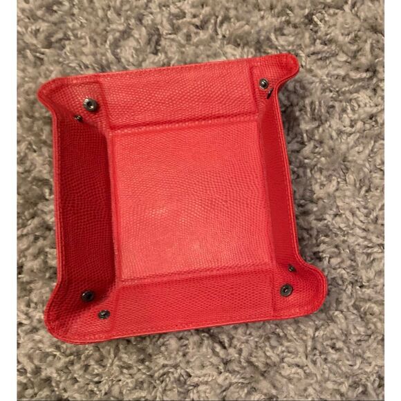 NEW IN BOX RAIKA Valet Tray Catchall Leather 7" Square Snap RED Organizer - Picture 2 of 7